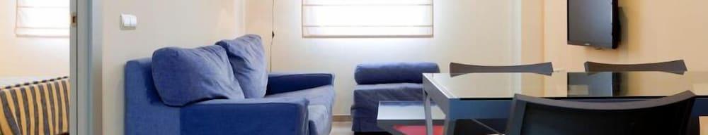 Apartamentos Vertice Sevilla Aljarafe Bormujos Luaran gambar
