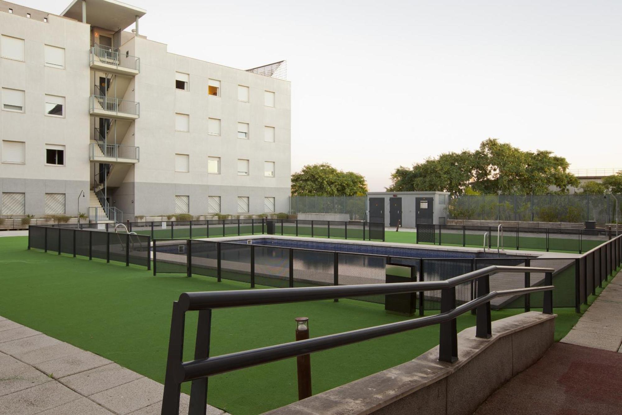 Apartamentos Vertice Sevilla Aljarafe Bormujos Luaran gambar