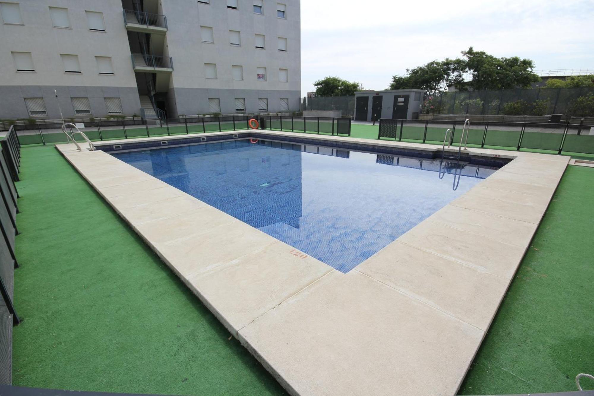 Apartamentos Vertice Sevilla Aljarafe Bormujos Luaran gambar