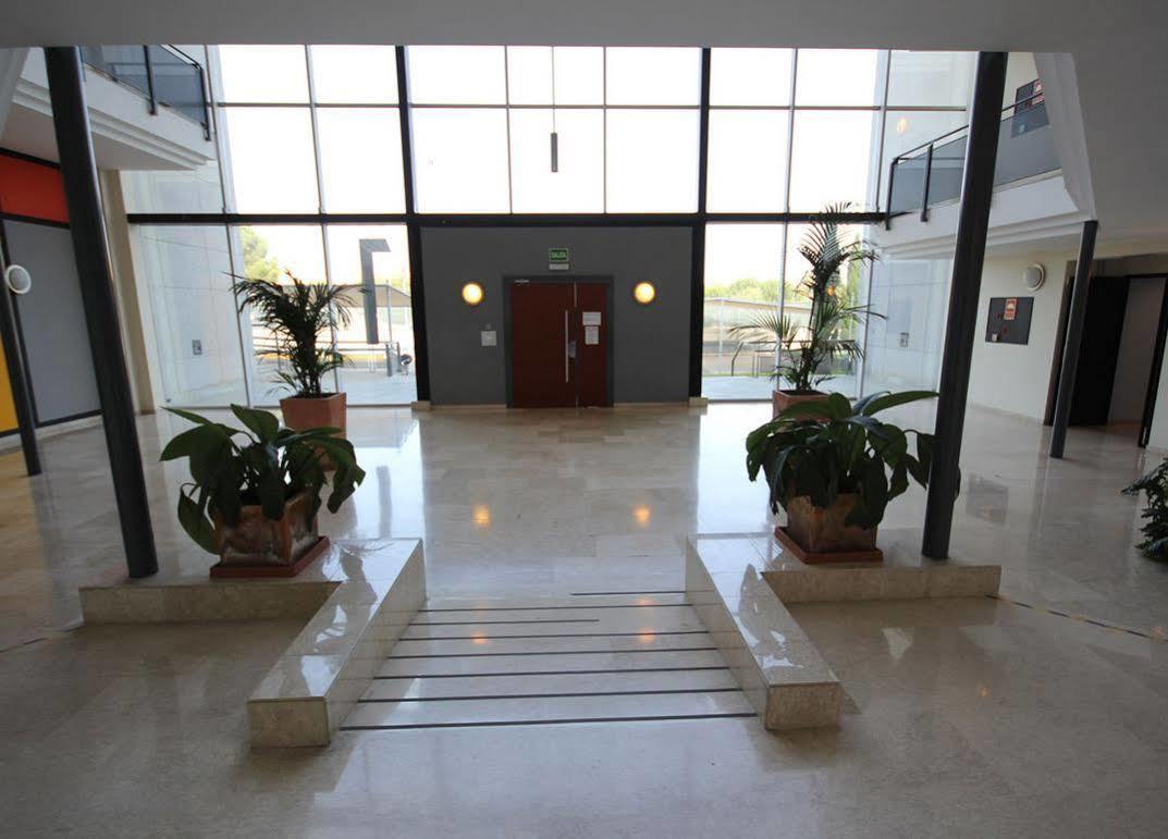 Apartamentos Vertice Sevilla Aljarafe Bormujos Luaran gambar